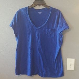 Royal blue v neck tee